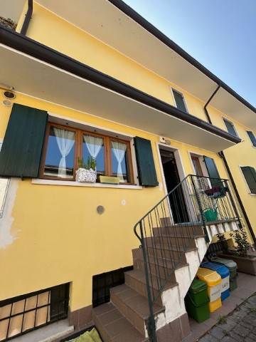 Appartamento a Cavaion veronese in Via Cavalline, 21 - Foto 4