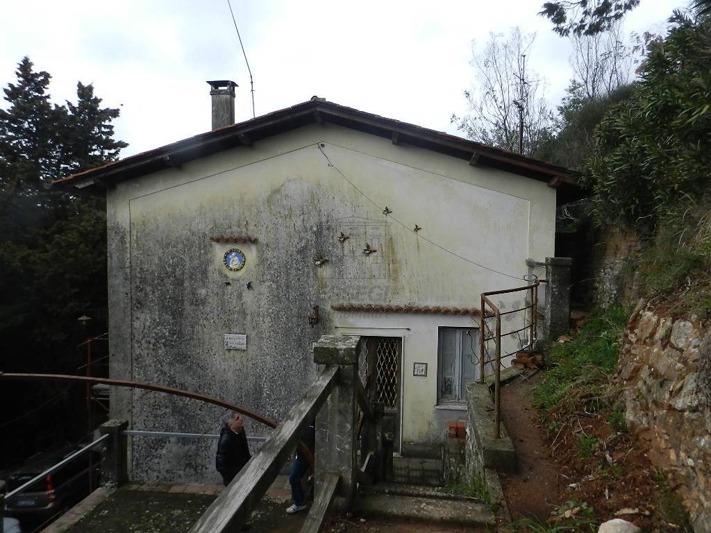 Rustico / casale a Lucca in Via per Chiatri - Foto 4