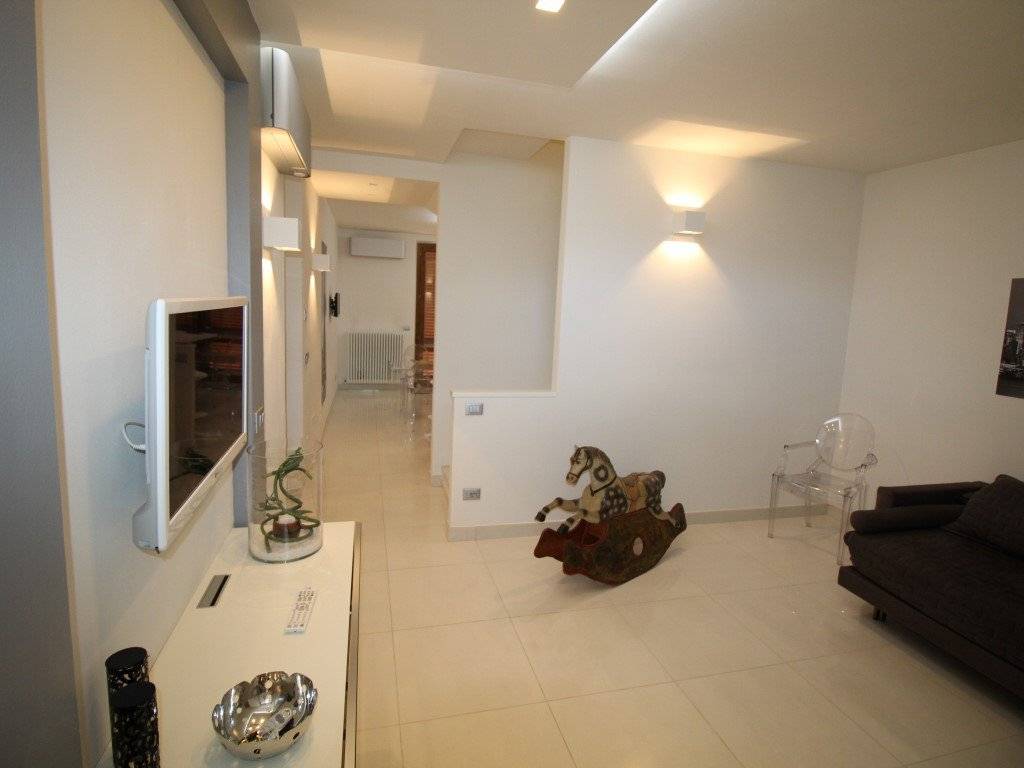 Appartamento a Montevarchi in Via della Costituzione - Foto 5