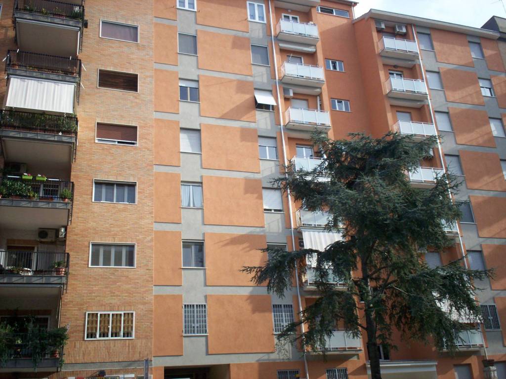 Appartamento a Bari in Viale Papa Pio XII - Foto 2