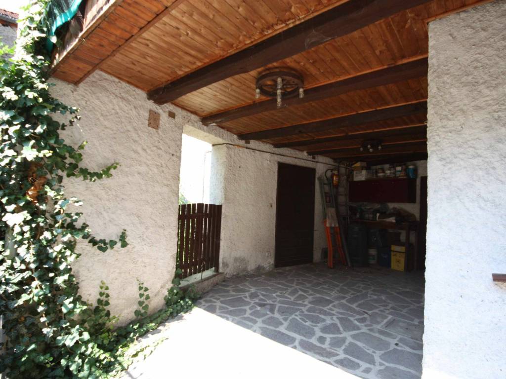 Casa indipendente a Varallo in Via Fratelli Varalli, 58 - Foto 4