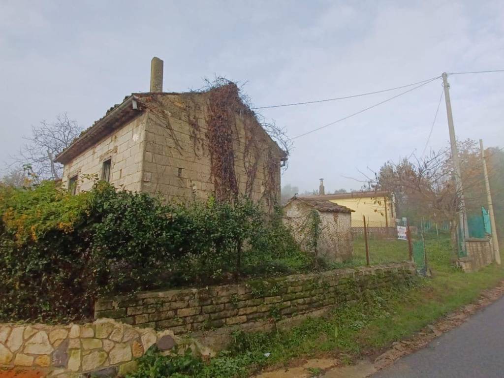 Rustico / casale a Giuliano di roma in Via Sottuario - Foto 4