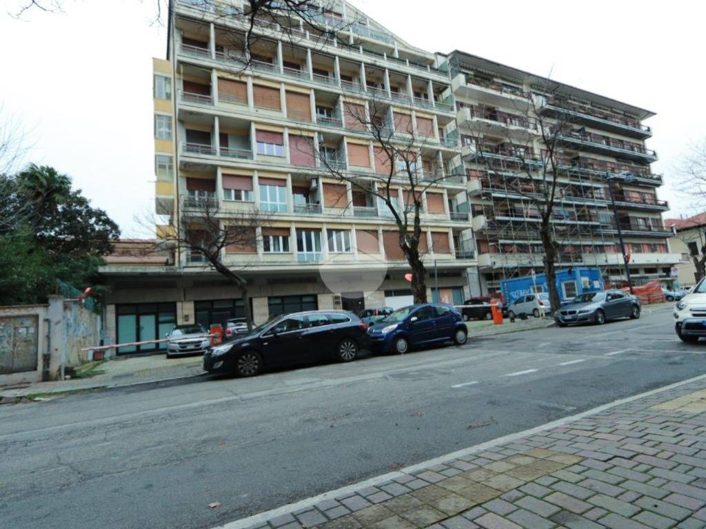 Appartamento a Pescara in Viale Vittoria Colonna, 23 - Foto 2