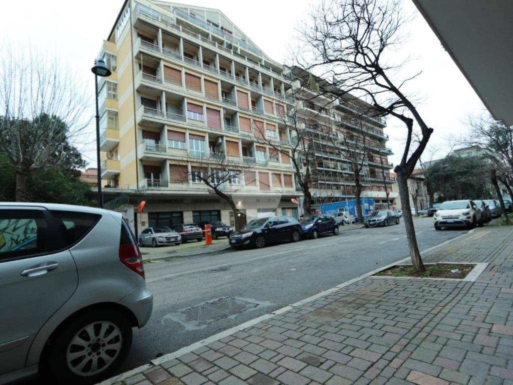 Appartamento a Pescara in Viale Vittoria Colonna, 23 - Foto 4