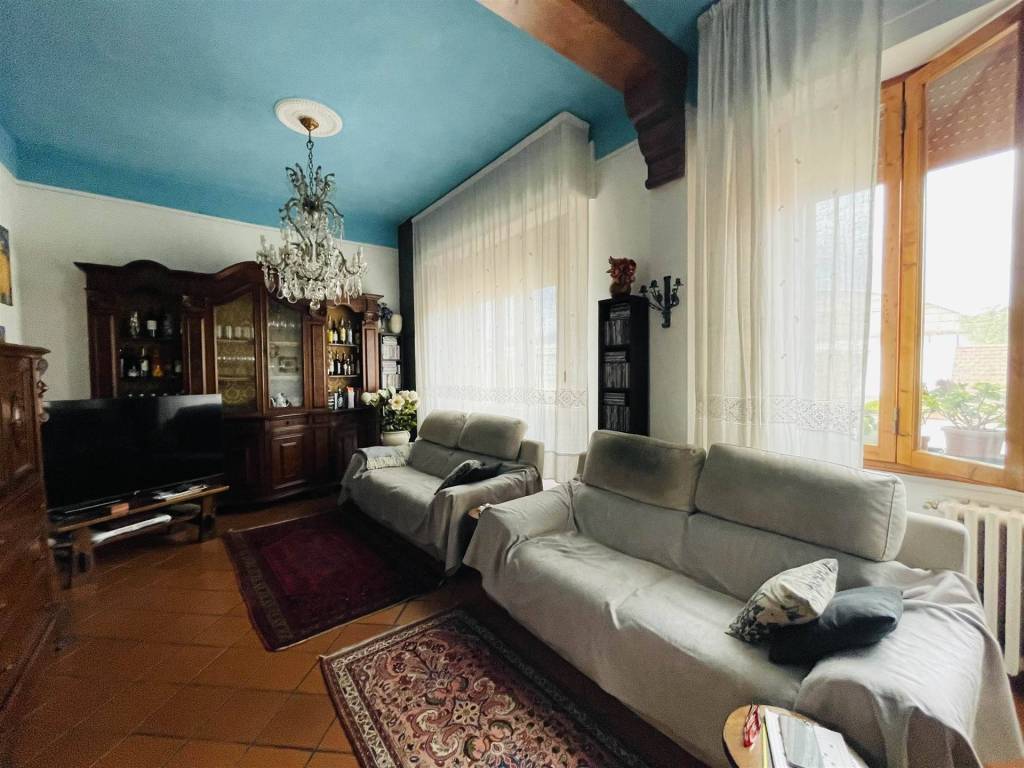 Casa indipendente a Prato in Via Fabio Filzi - Foto 2