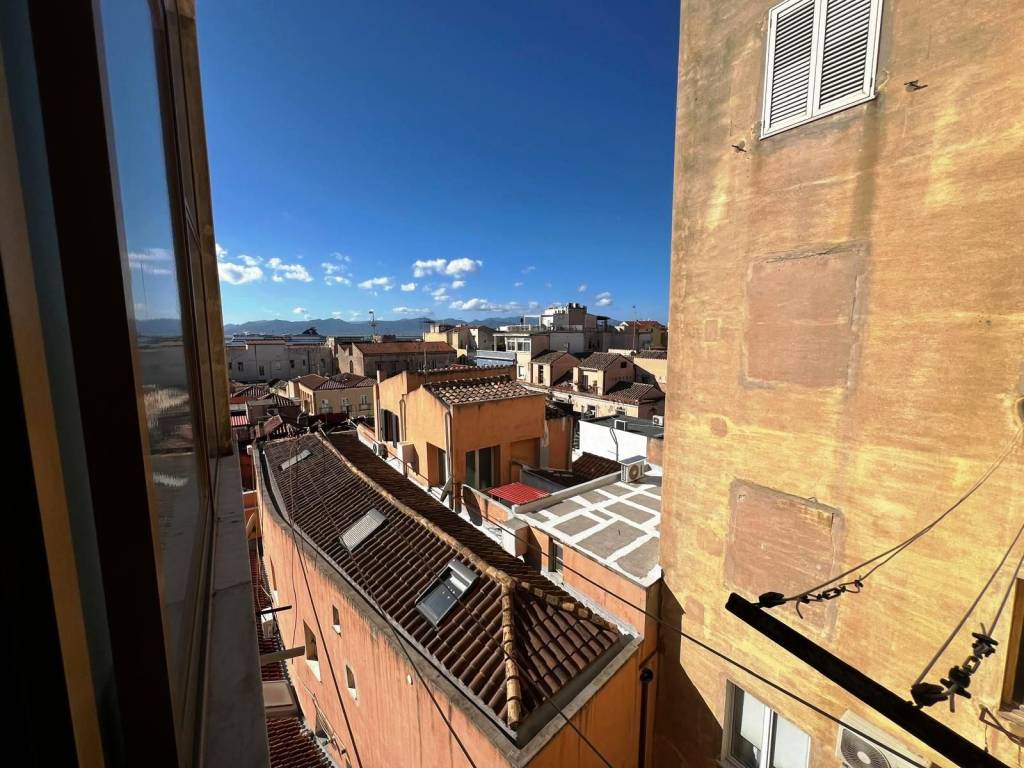 Appartamento a Cagliari in Piazza Sant'Eulalia - Foto 3