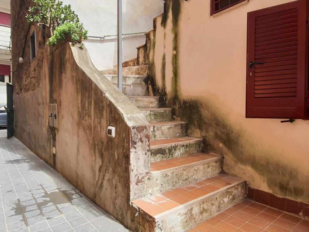 Appartamento a Battipaglia in Via Francesco Petrarca - Foto 2