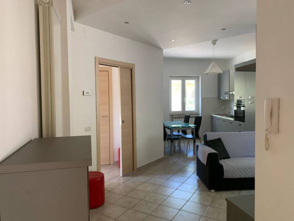 Appartamento a Pesche in Strada Statale App. Abruzzese e Appulo Sannitico - Foto 2