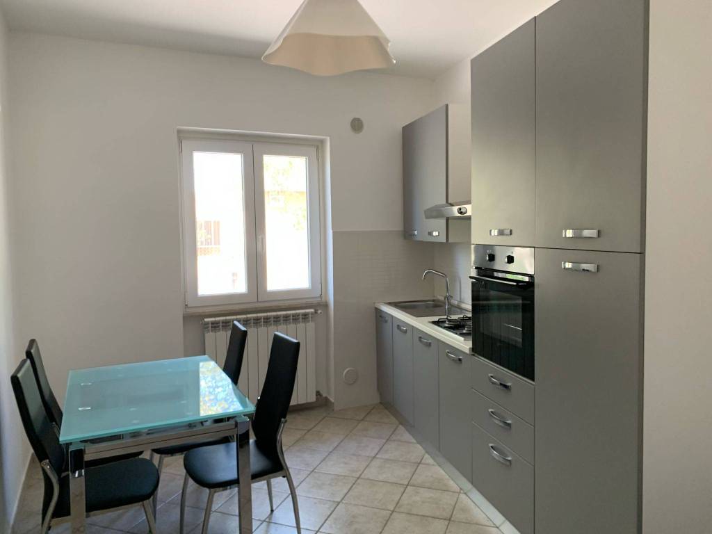 Appartamento a Pesche in Strada Statale App. Abruzzese e Appulo Sannitico - Foto 3