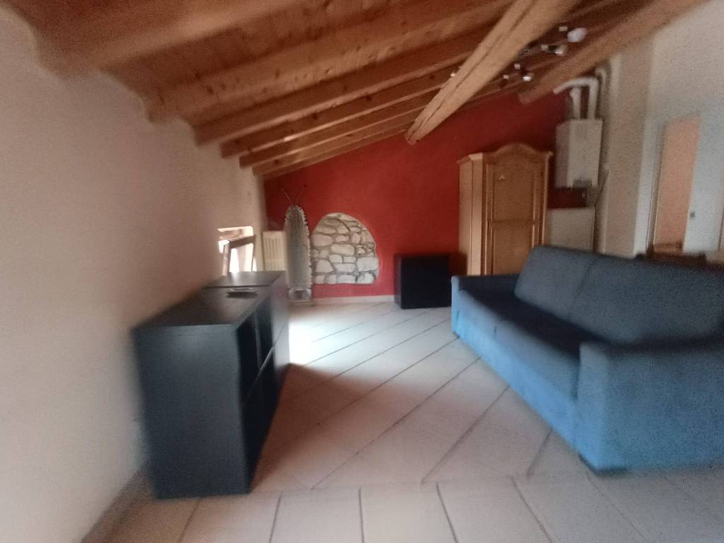 Attico / mansarda a Buttapietra - Foto 2