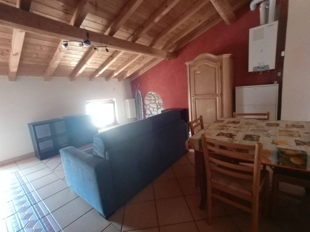 Attico / mansarda a Buttapietra - Foto 3