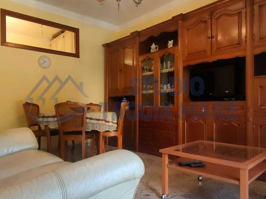 Appartamento a Vallecrosia in Via Cristoforo Colombo - Foto 3
