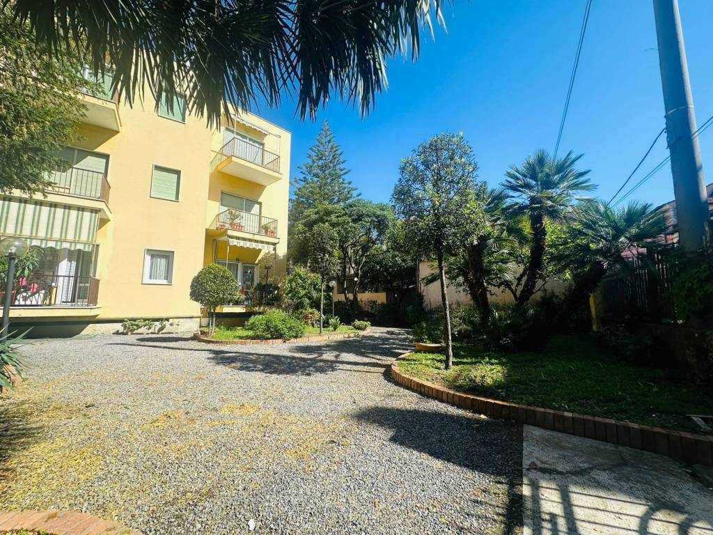 Appartamento a Diano marina in Via Degli Indiani - Foto 3