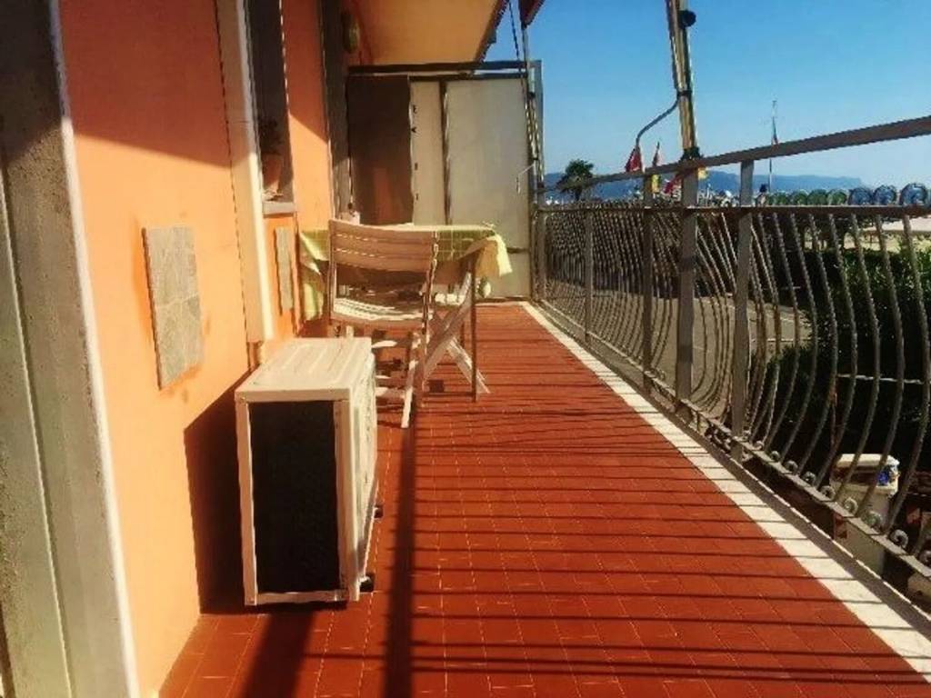 Appartamento a Borghetto santo spirito in Lungomare Giacomo Matteotti, 37 - Foto 4