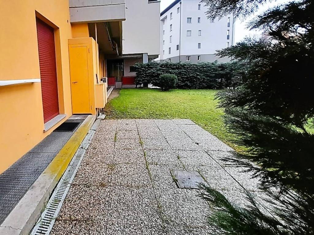 Appartamento a Sondrio in Via Brigata Alpina Orobica, 29 - Foto 2