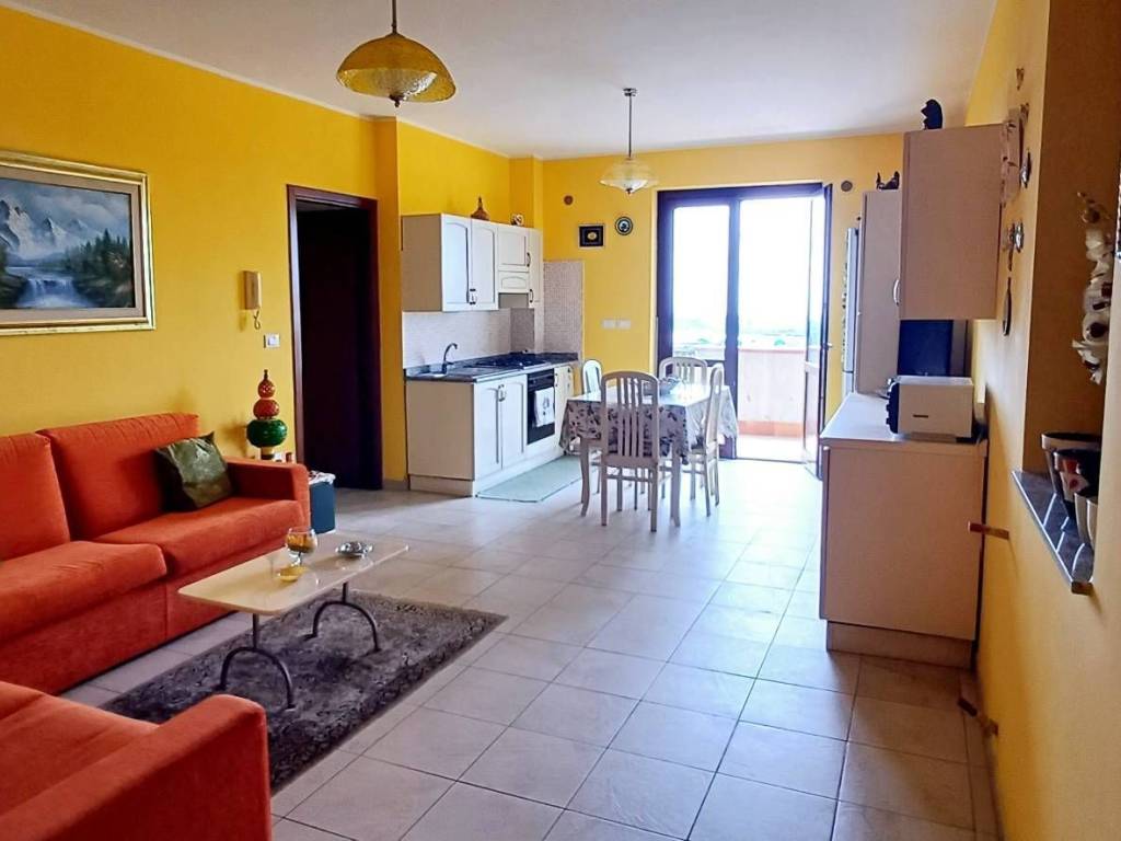 Appartamento a Fiumefreddo di sicilia in Papa Giovanni Paolo II, 13 - Foto 4