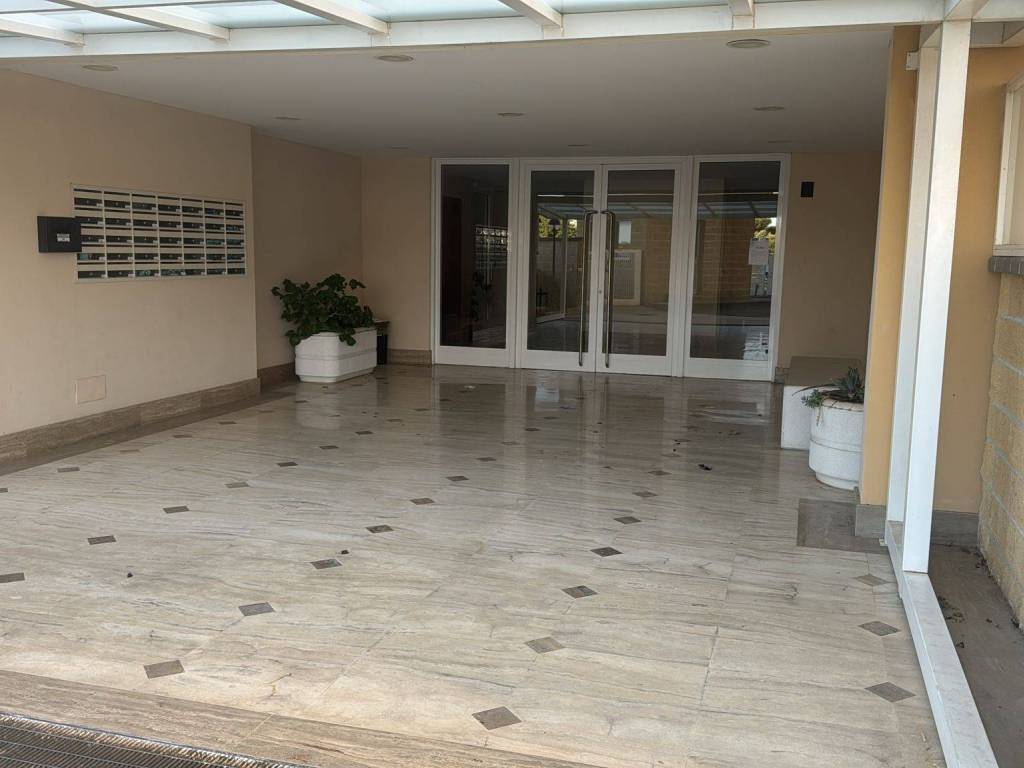 Appartamento a Aprilia in Via Eduardo De Filippo - Foto 2