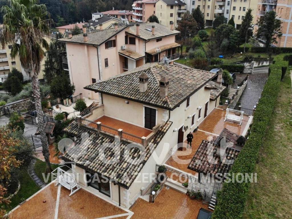Villa a Folignano in Via Avellino - Foto 3