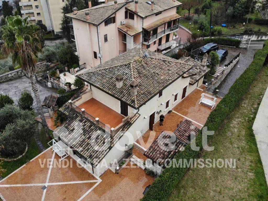 Villa a Folignano in Via Avellino - Foto 4