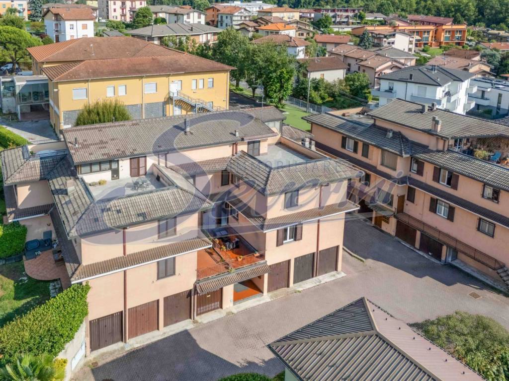 Appartamento a Lipomo in Via Cadorna, 266 - Foto 3