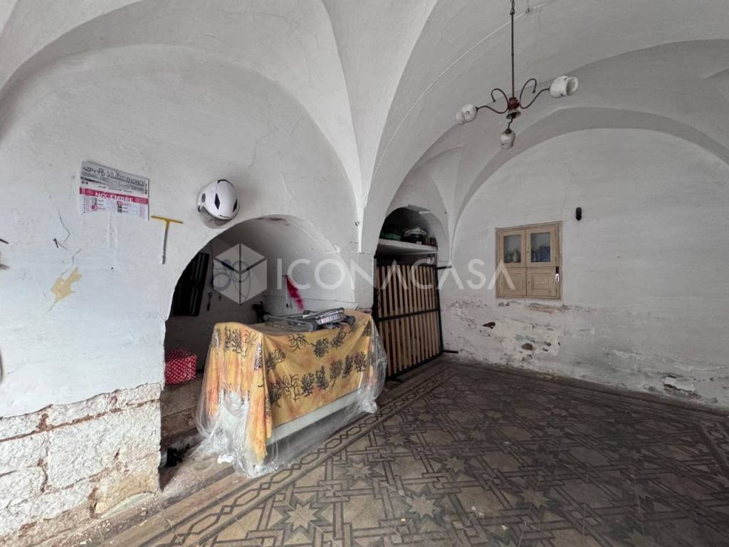 Casa indipendente a Ceglie messapica in Via Maggiore Pietro Toselli - Foto 2
