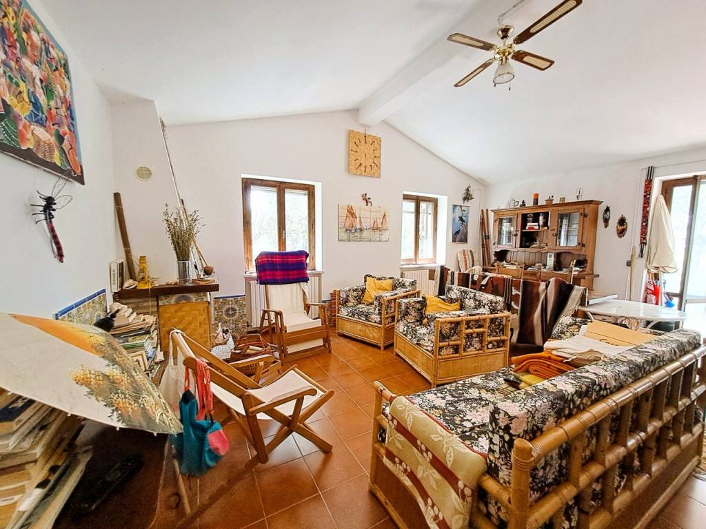 Casa indipendente a Passignano sul trasimeno in loc. Toppello - Foto 3