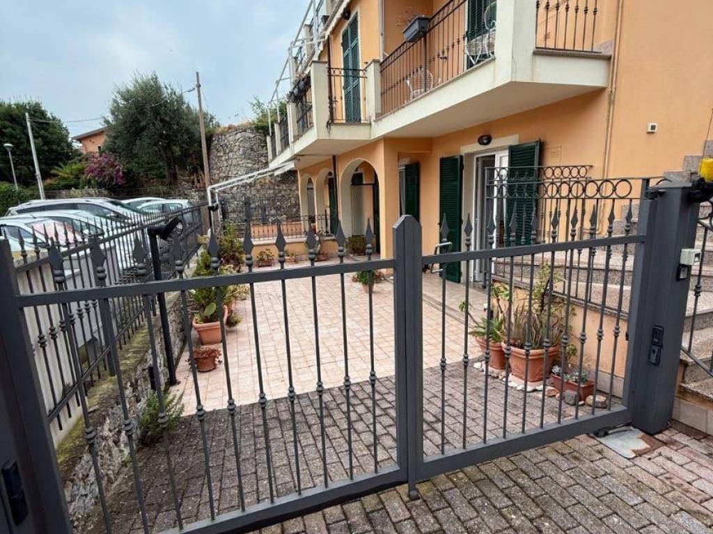 Appartamento a Borgio verezzi in Via Trento e Trieste, 73 - Foto 2