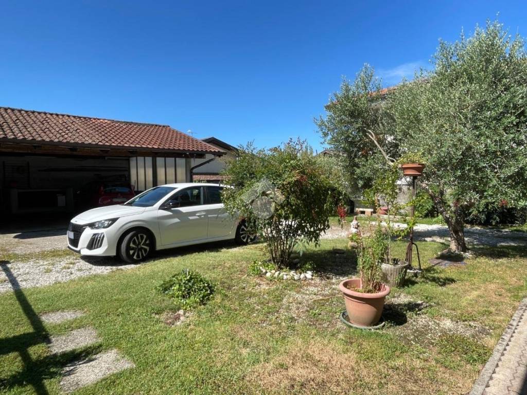 Casa indipendente a Tarcento in Via Giuseppe Mazzini, 81 - Foto 2