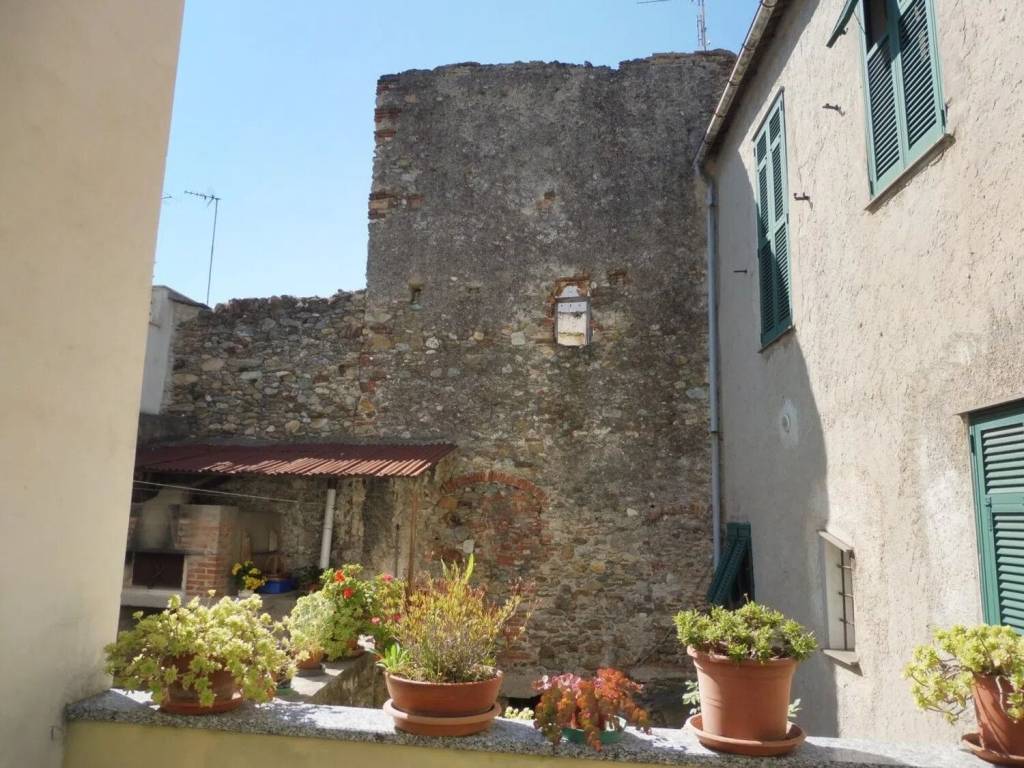 Rustico / casale a Vado ligure - Foto 2