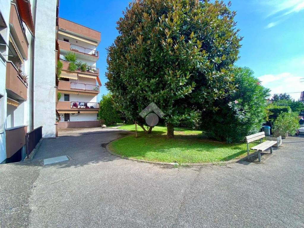 Appartamento a San giovanni lupatoto in Via I Maggio, 8 - Foto 4