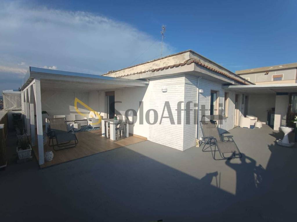 Appartamento a Ladispoli in Via Ancona, 142 - Foto 2