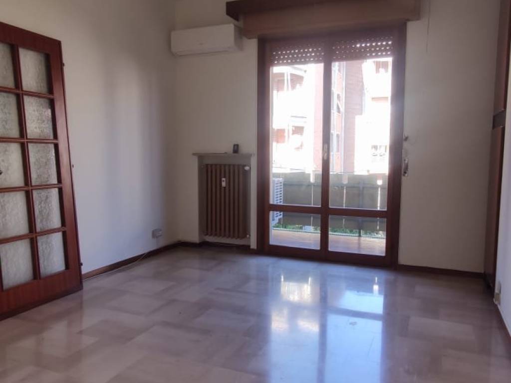 Appartamento a Parma in Piazza Athos Maestri - Foto 5