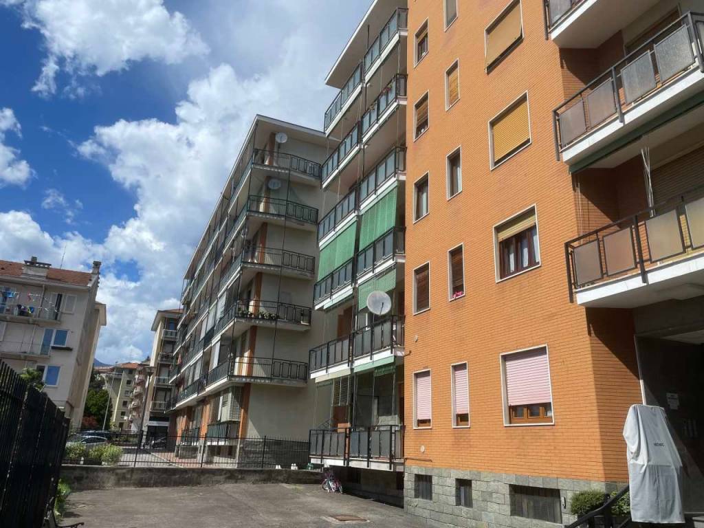 Appartamento a Biella in Via Oreste Mombello, 4 - Foto 5