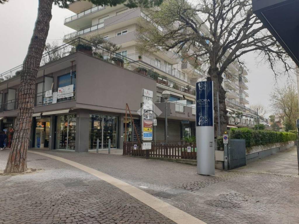 Immobile a Rimini in Viale Amerigo Vespucci, 29 - Foto 4