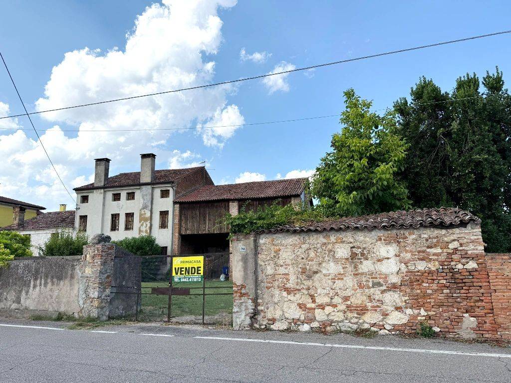 Rustico / casale a Pressana in Via Carbon, 76 - Foto 2