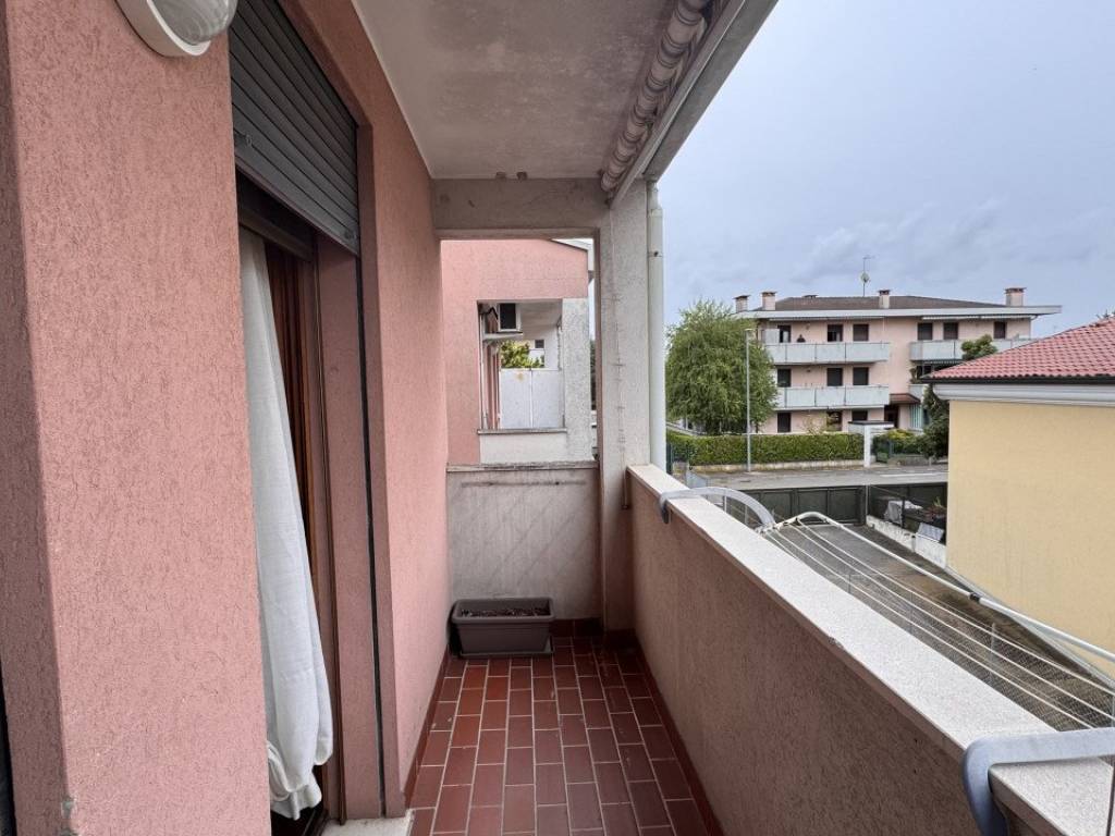 Appartamento a Noventa padovana in Noventa Padovana Via Salata 29 - Foto 5