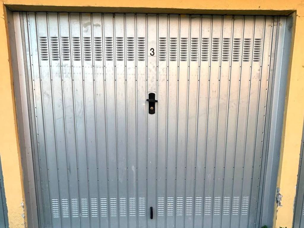 Box / garage a Sant'angelo lodigiano in Viale Montegrappa, 28 - Foto 2