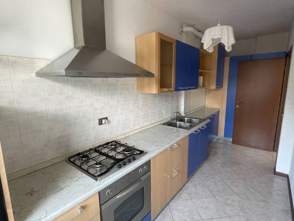 Appartamento a Trento in Via Santi Cosma e Damiano - Foto 5