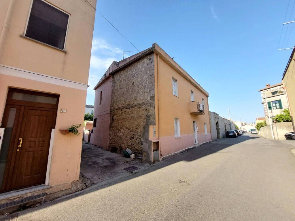 Villa a Barumini in Via Principessa Maria - Foto 2