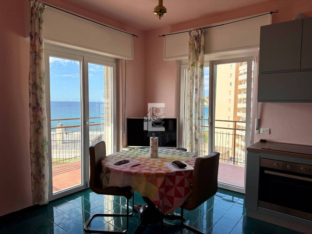 Appartamento a Taggia in Via Marina, 19 - Foto 3