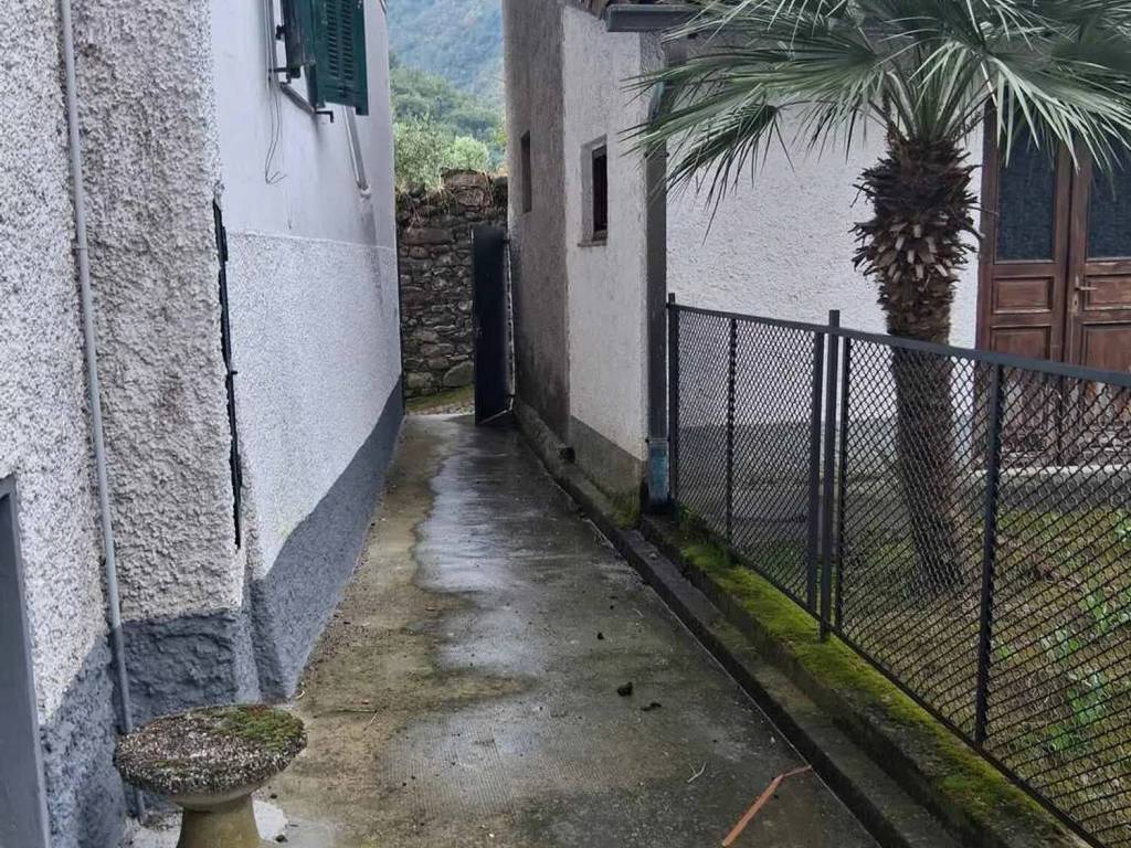 Appartamento a Isolabona in Via Provinciale, 64 - Foto 2