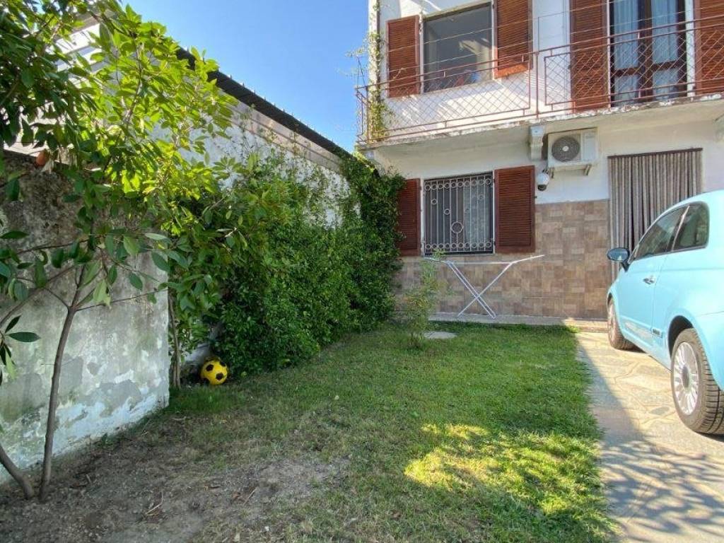 Villa a Borgolavezzaro in Via Maria Roncaglioni - Foto 2