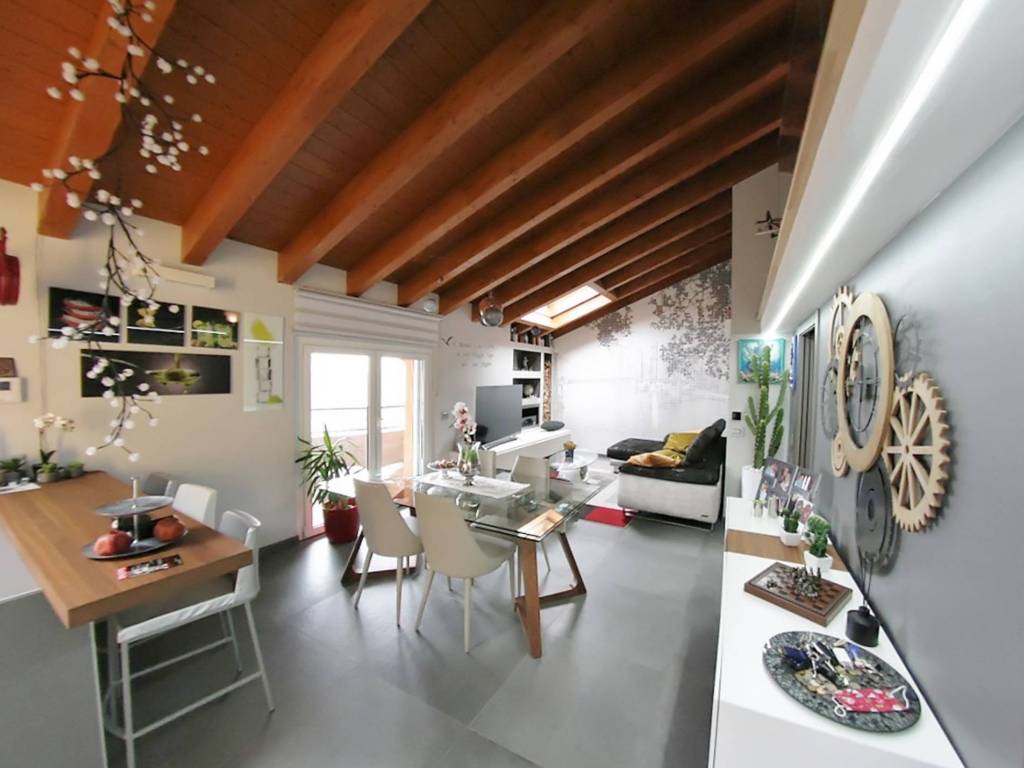 Appartamento a Marnate in Via Donatello, 366 - Foto 2