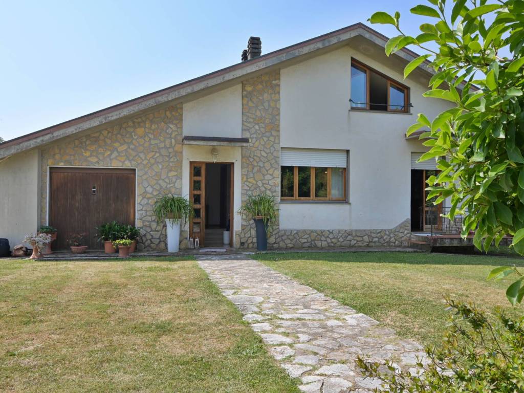 Villa a Barga in Via 25 Aprile - Foto 5