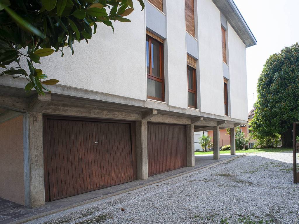 Appartamento a Vittorio veneto in Via Cinzio Cenedese, 19 - Foto 3