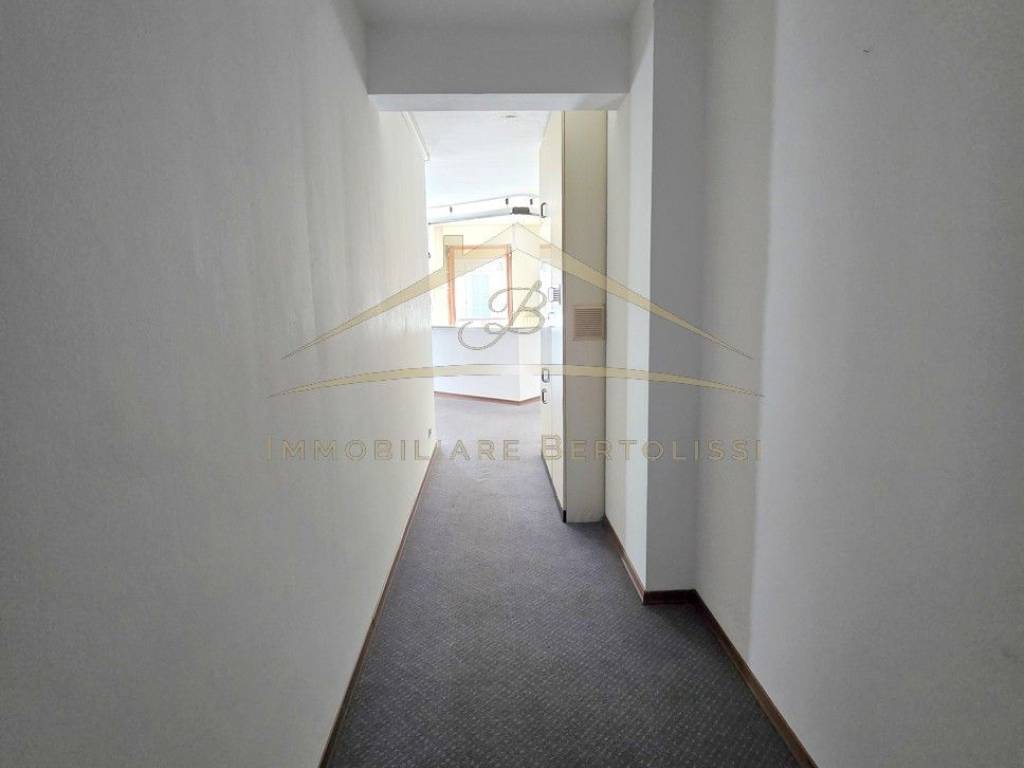 Appartamento a Borgosesia in Via Borgofranco, 21 - Foto 3
