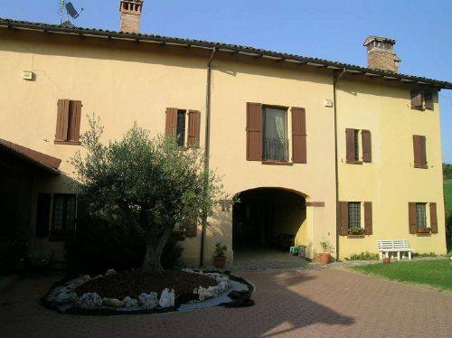 Villa a Castelvetro di modena in Via Sinistra Guerro, 49 - Foto 3