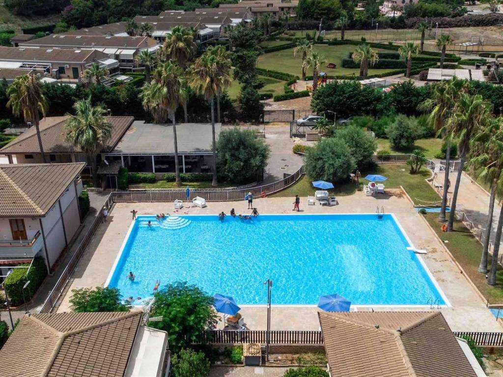 Appartamento a Campofelice di roccella in C.da pistavecchia - Foto 2