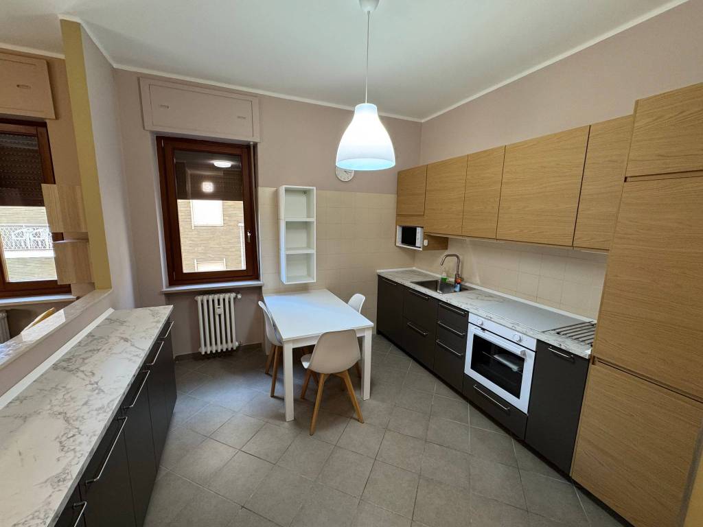 Appartamento a Alessandria in Via Napoli - Foto 2
