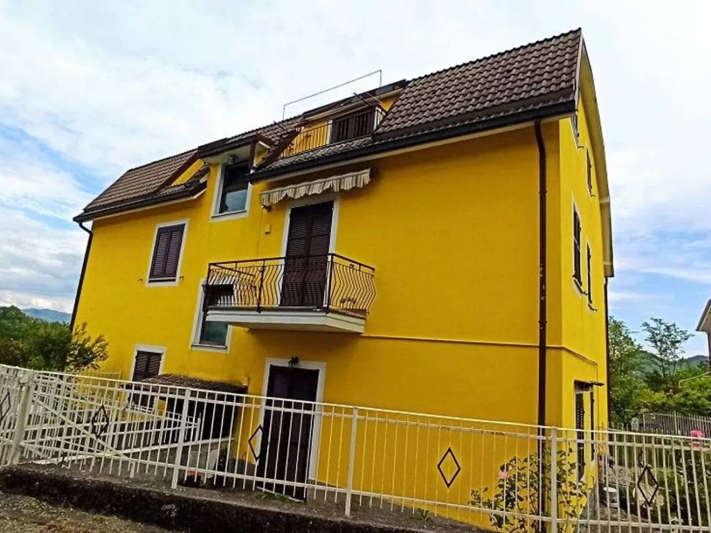 Appartamento a Maissana in Via Pille S.N.C. - Foto 2